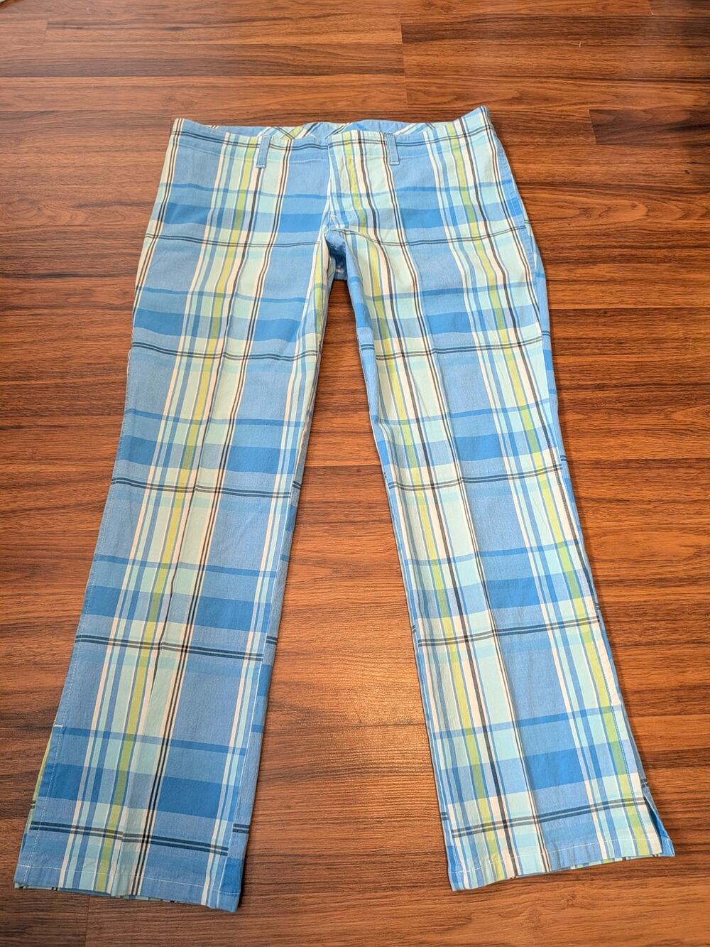 Vintage Y2K Abercrombie & Fitch Blue Plaid Low-Rise Capri Pants Size 10 Preppy